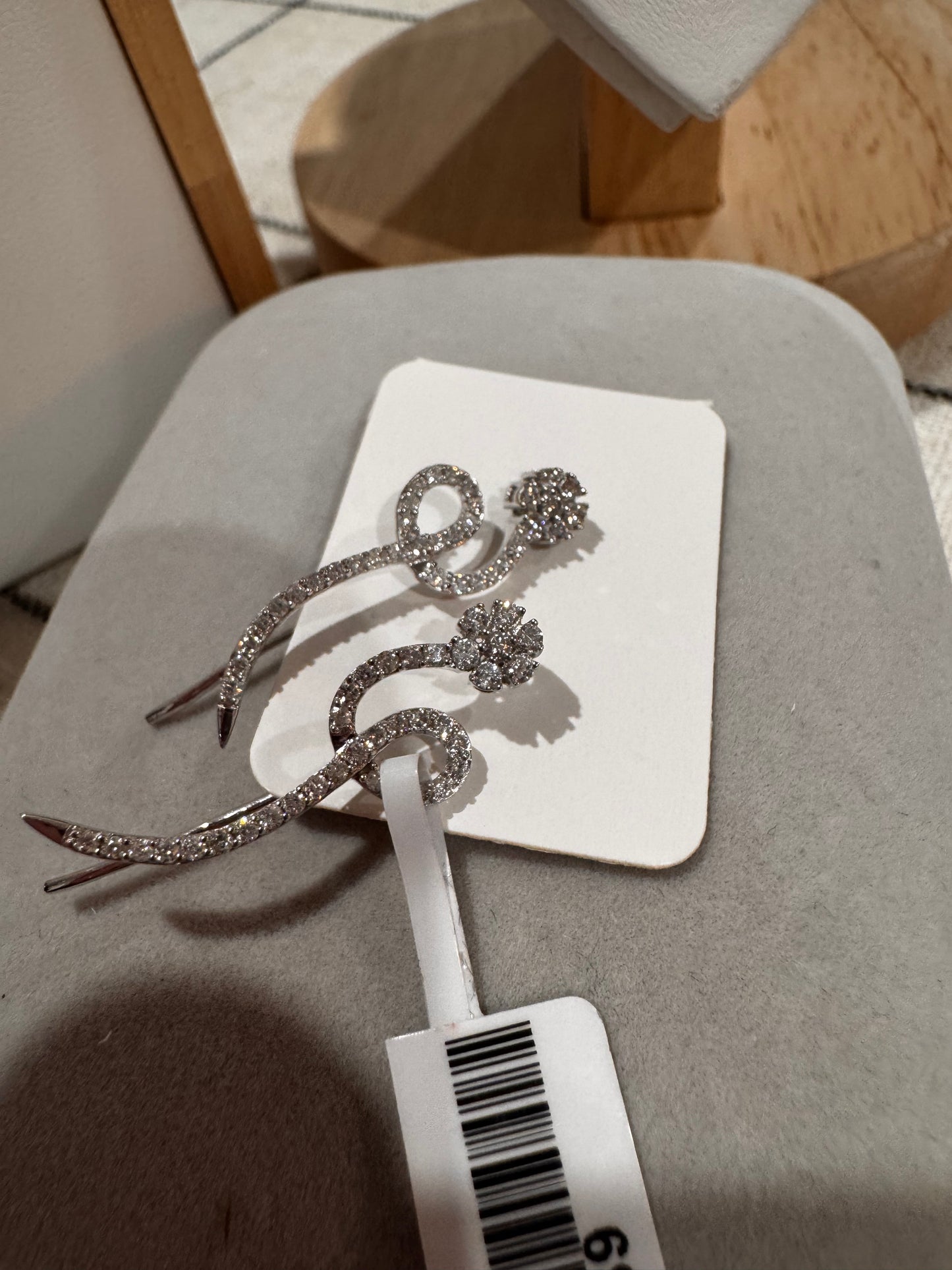 Crawler earring k18 white gold