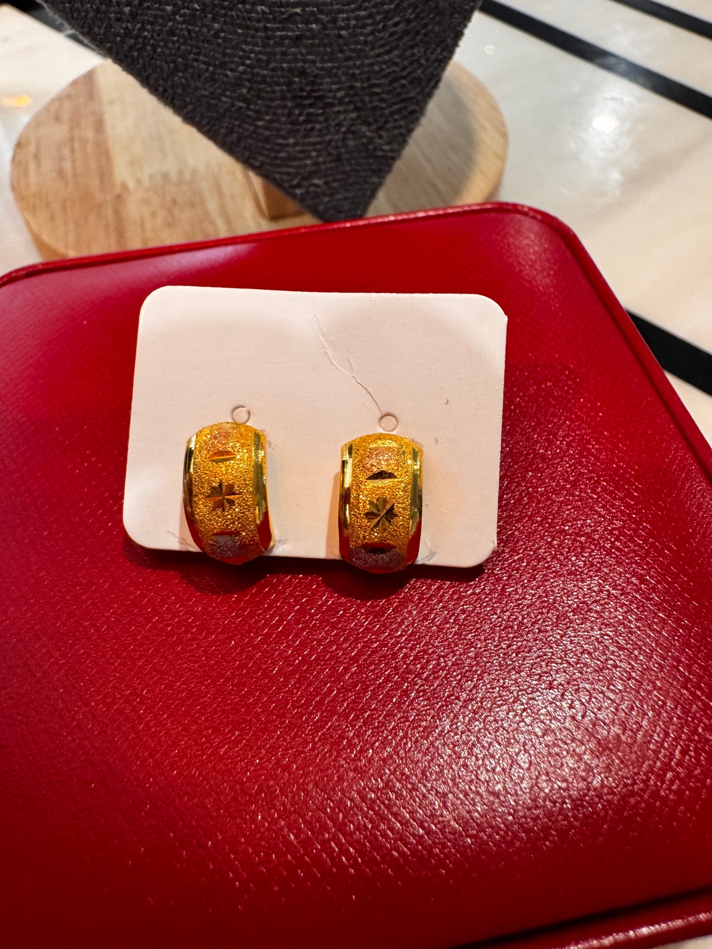21k clip earrings