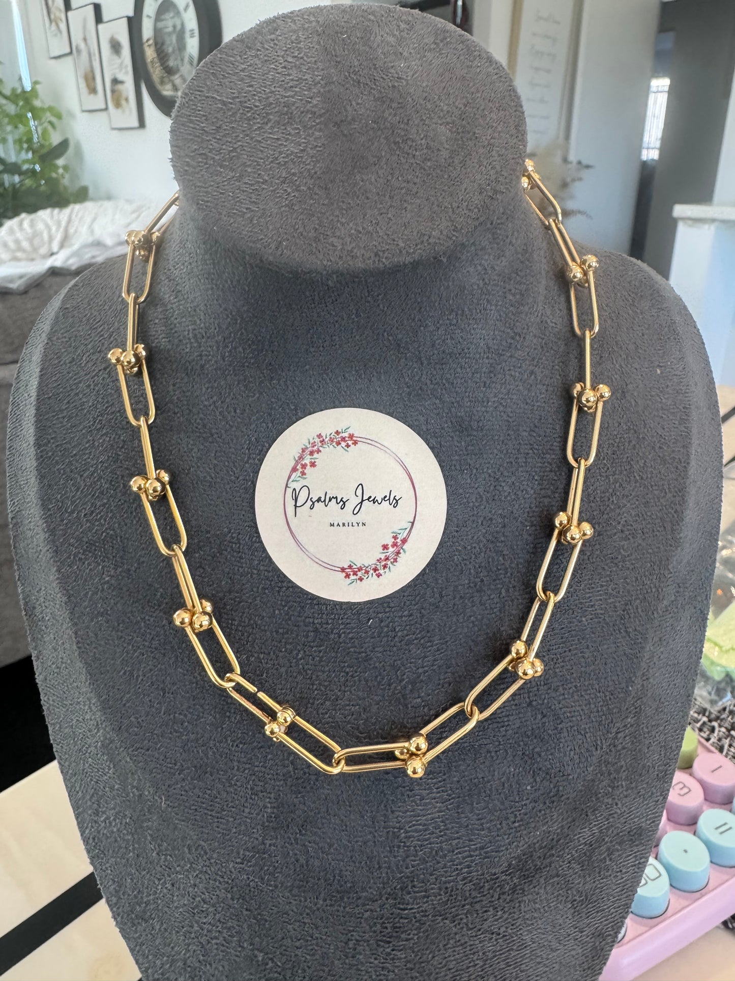 Hardware necklace