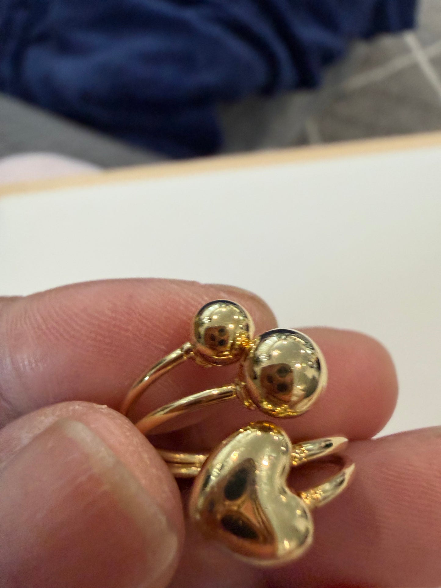 Ladies ring
