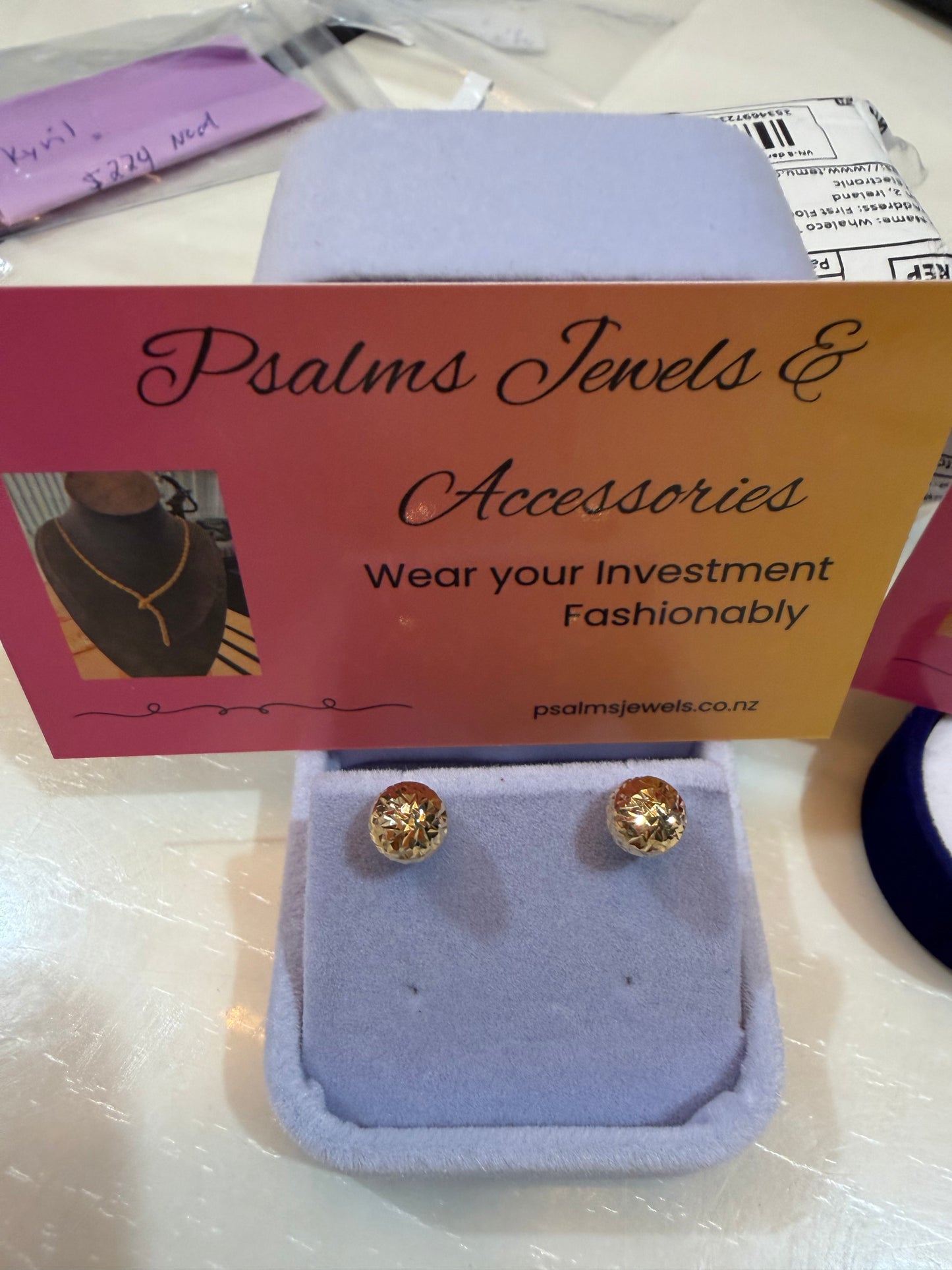 Stud Screw earrings