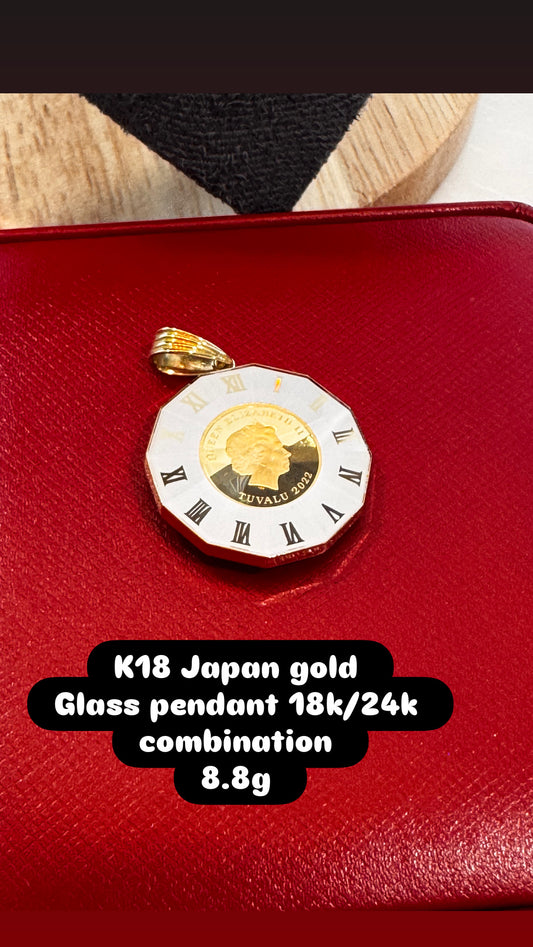 Pendant with glass cover Japan gold