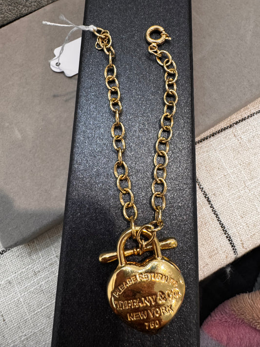 Bracelet with heart charm