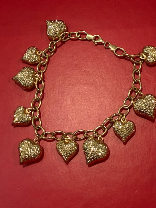 Heart charm bracelet