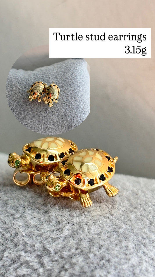 Turtle stud