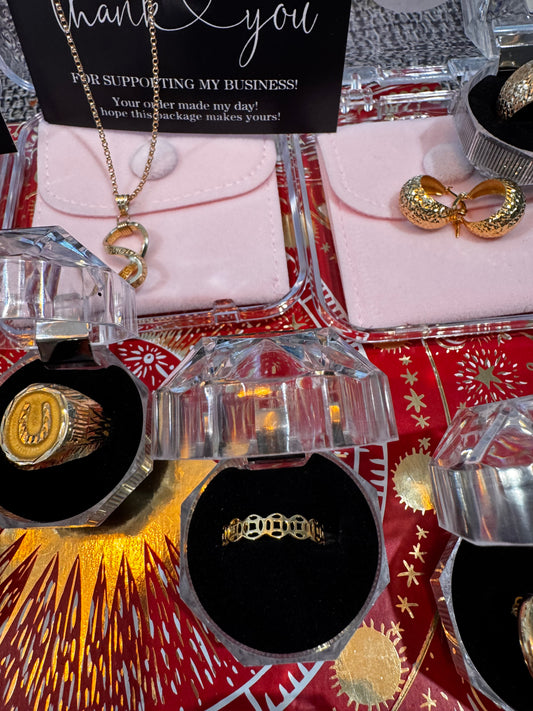Ladies rings