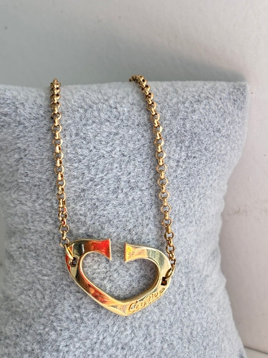 C centered necklace
