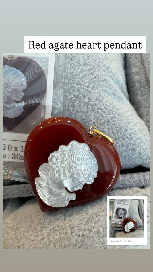 Red agate pendant