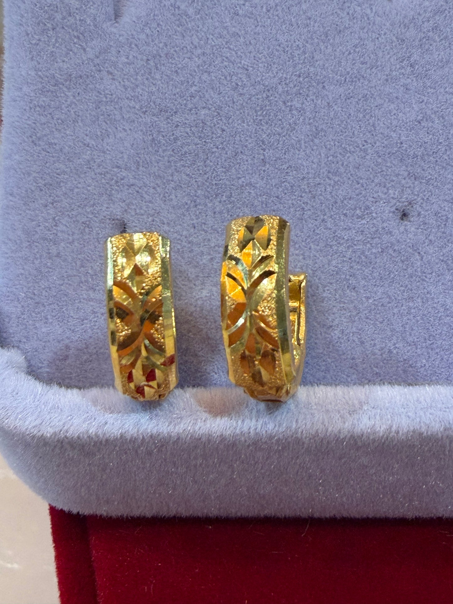 21k clip earring