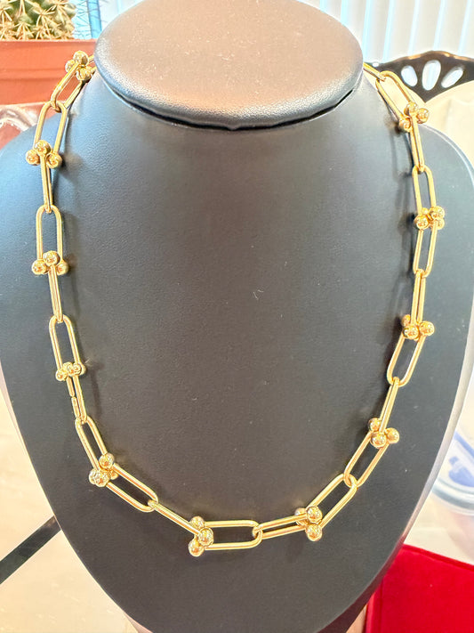 Hardware necklace