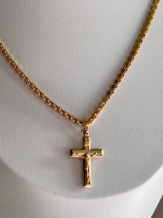 Cross pendant