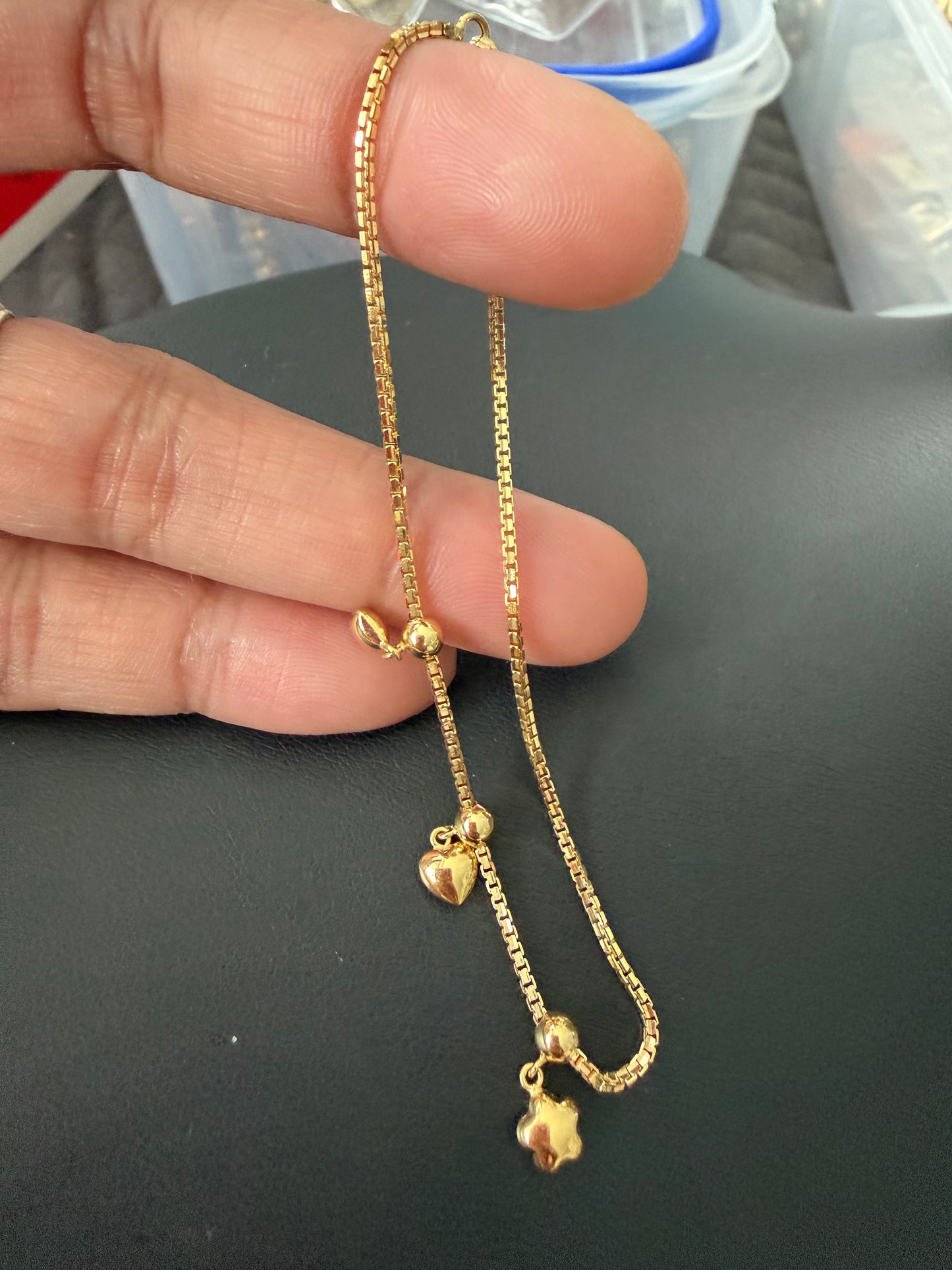 Bracelet slide adjustable